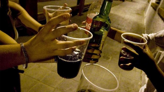 Los adolescentes consumen cada vez más alcohol
