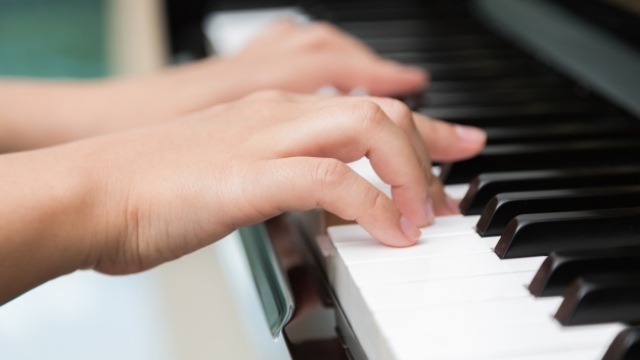 Talleres Culturales: La Dirección se encuentra en la búsqueda de un profesor de piano
